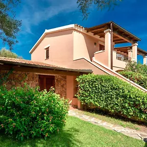 Appartamento With Air Conditioning In The Center Of San Teodoro